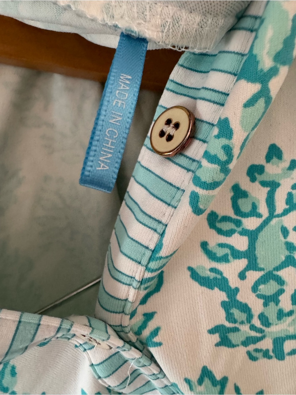 J. McLaughlin White and Turquoise Printed Henley Tunic, athletic material, XS - Picture 3 of 7